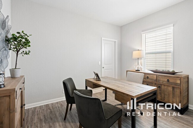 Building Photo - 14610 Maple Ter