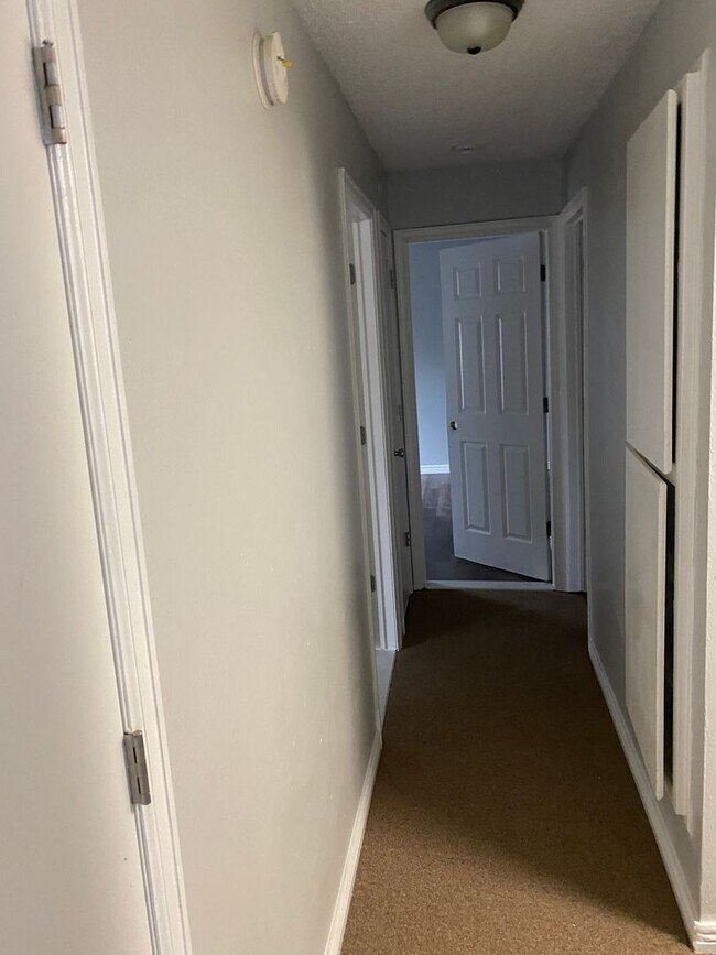 Building Photo - Newly Renovated Condo in Sable Landing