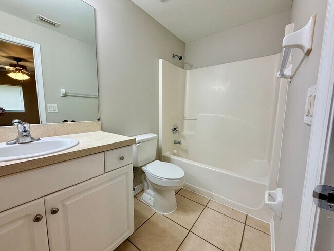 Building Photo - Charming 3BR/2BA Lehigh Acres Duplex with 1-Car Garage | Lawn Care & Salt Service Included
