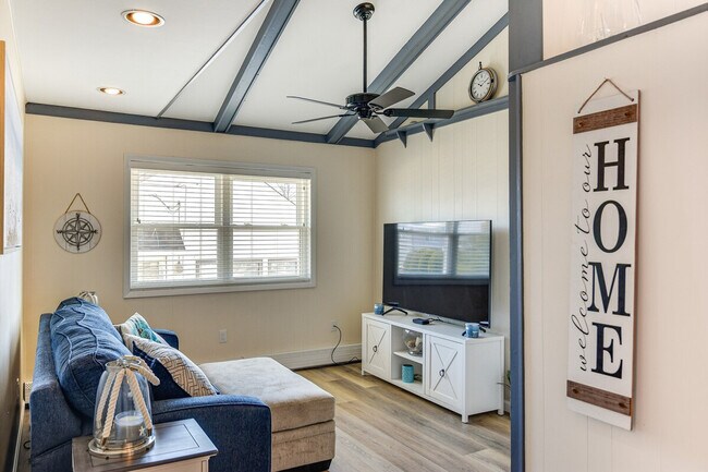 Building Photo - 1404 Hilo Bay Dr