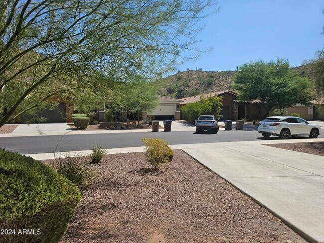 Building Photo - 27284 N Skipping Rock Rd