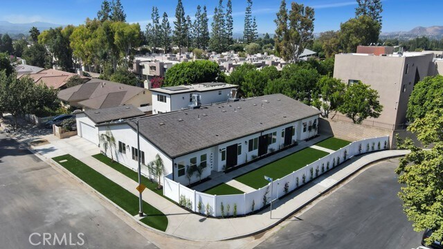 Building Photo - 7827 Vassar Ave