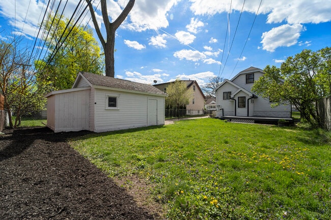 Building Photo - 1007 Mohawk Ave