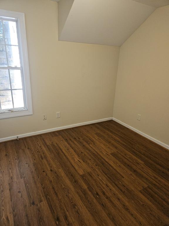 Building Photo - 2221 Mountain Mist Ct