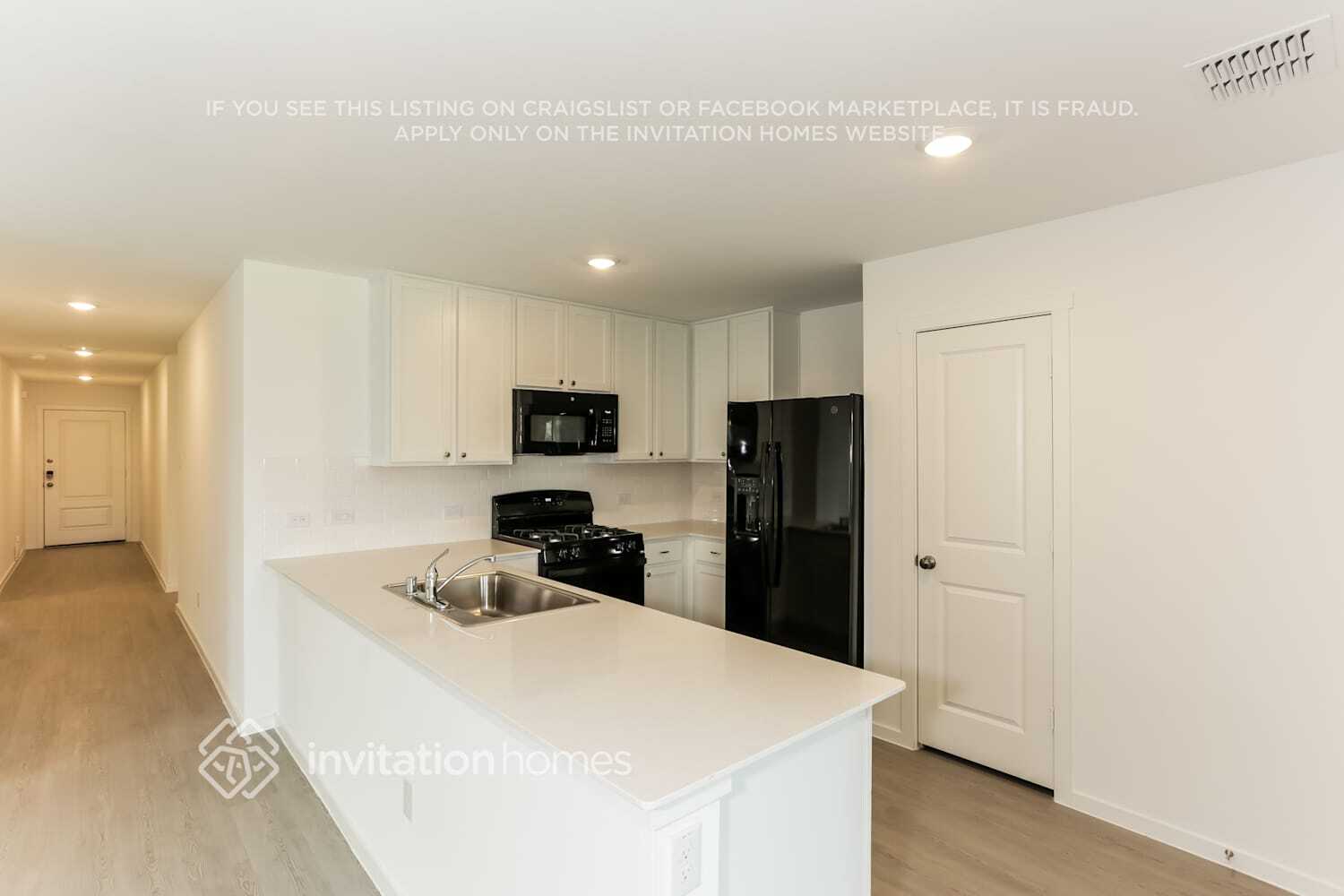 Building Photo - 922 Carrick Dr