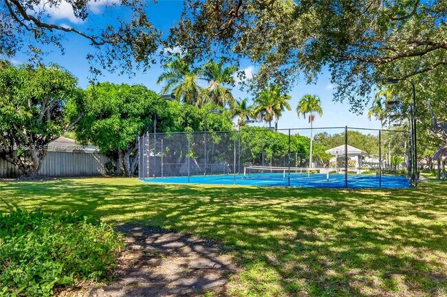 Building Photo - 6731 SW 138th St