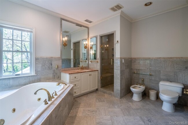 Building Photo - 177 Puritan Dr