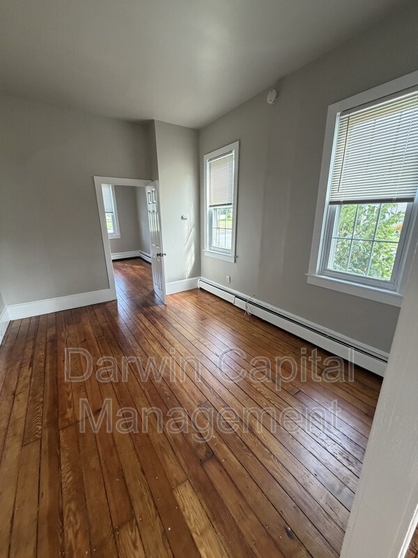 Building Photo - 264-266 Kings Highway - 1