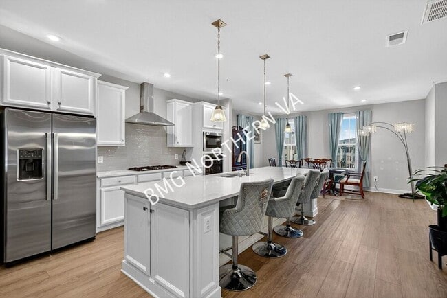 Building Photo - 2694 Velocity Rd