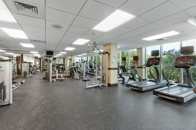 Building Photo - 3720 S Ocean Blvd