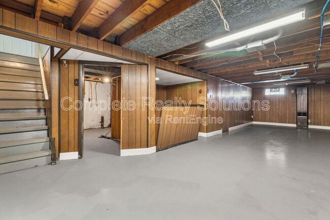 Building Photo - 8881 Darnell Pl