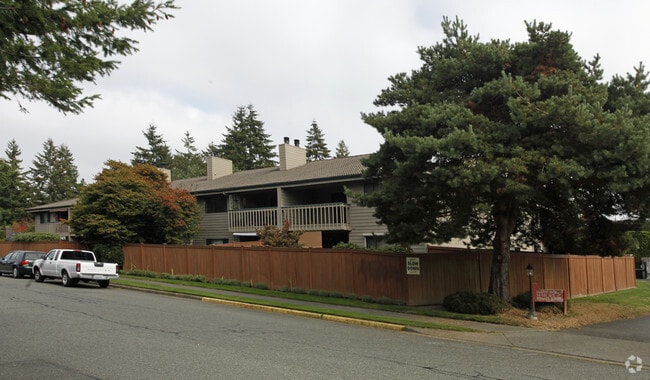 Primary Photo - Greenside Apartments