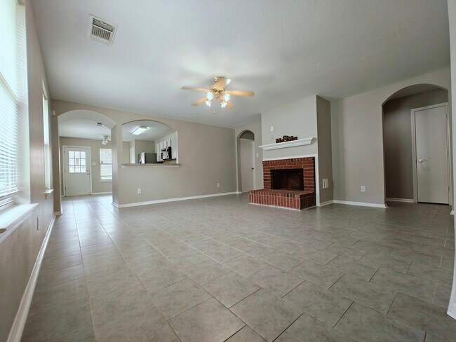 Building Photo - 2506 Teal Run Pl Dr