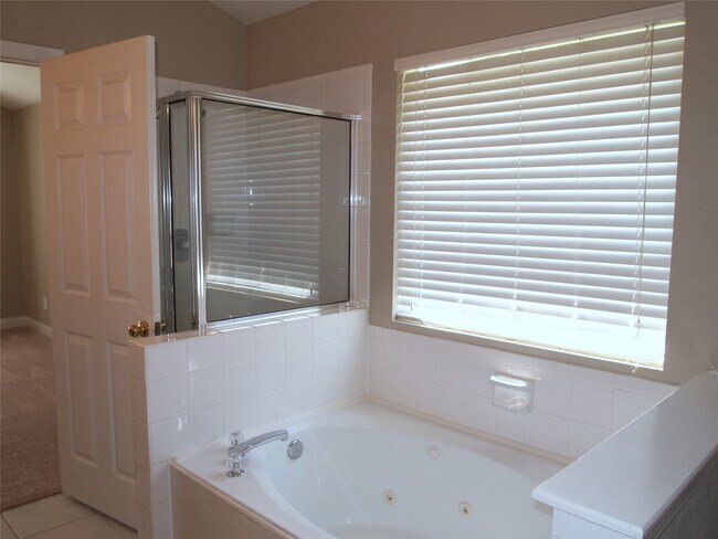 Building Photo - 20838 Kings Clover Ct