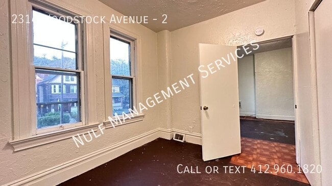 Building Photo - 2314 Woodstock Ave