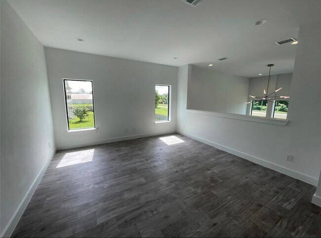 Building Photo - 1703 Cedrocanna Ln