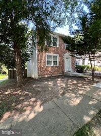 Building Photo - 8156 Dark Den Cir