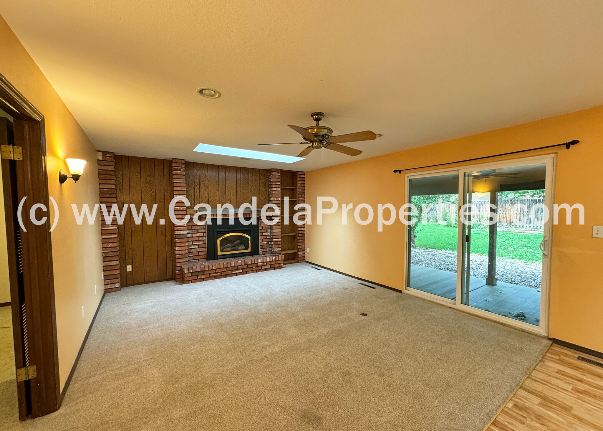 Building Photo - 2970 Shoreham Cir