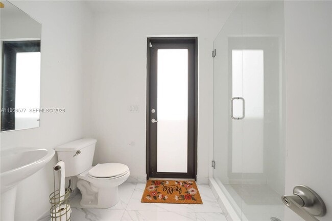 Building Photo - 2165 SW 145th Ave