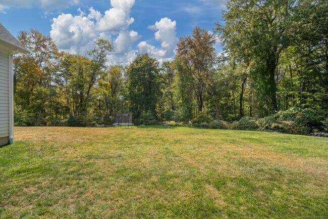 Building Photo - 134 Branchville Rd