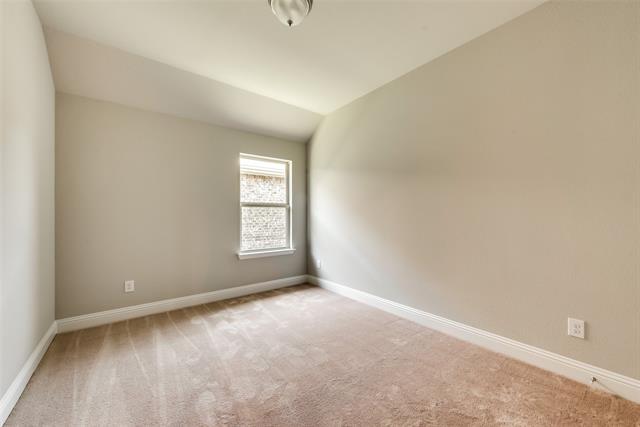 Building Photo - 800 Bird Creek Dr