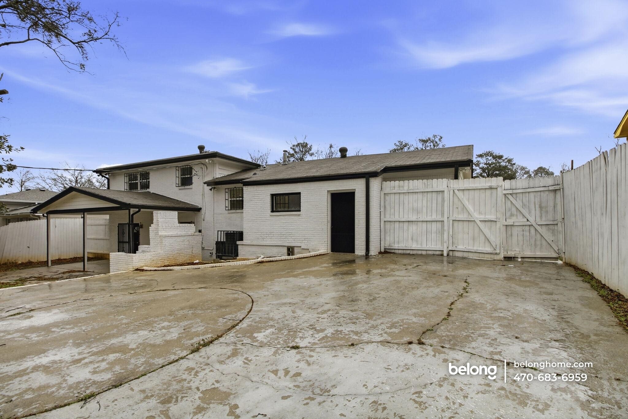 Building Photo - 2403 Tiffany Pl