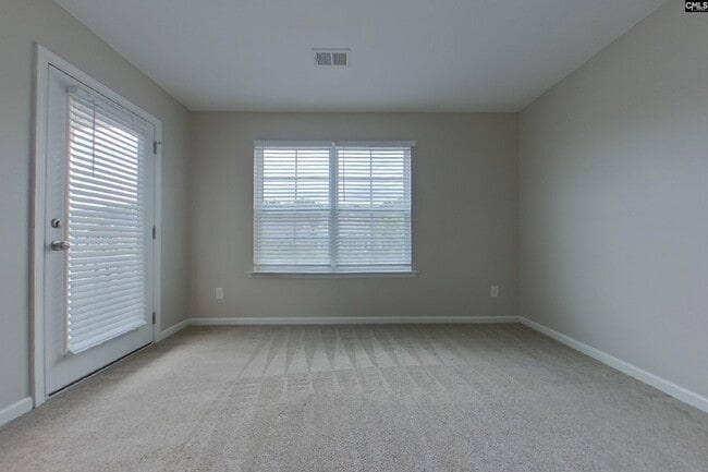Building Photo - 250 Harvest Glen Ln