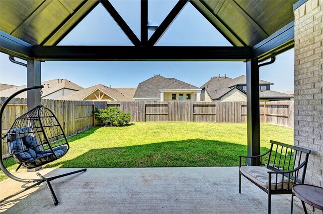 Building Photo - 10631 Hidden Rock Dr