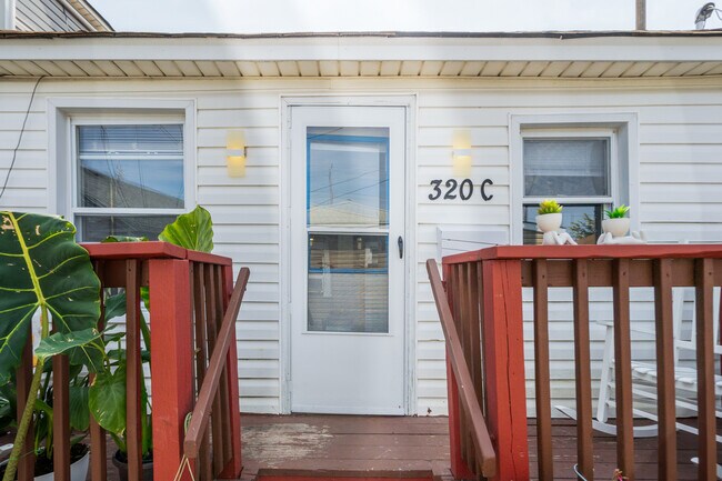 Building Photo - 320 Beach 101st St