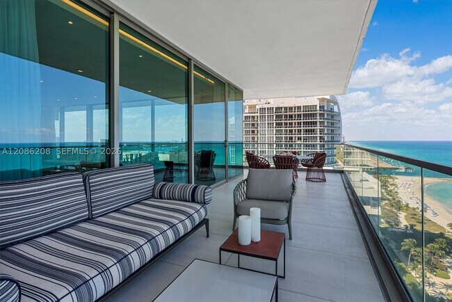 Building Photo - 10203 Collins Ave