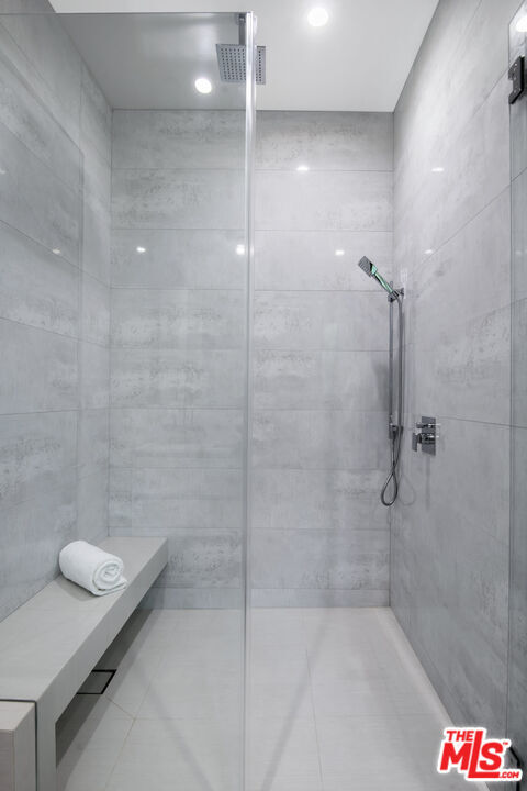 Building Photo - 350 N Harper Ave