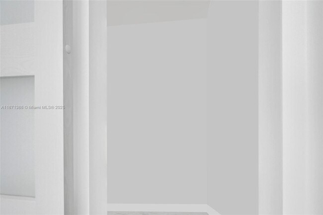 Building Photo - 1985 S Ocean Dr