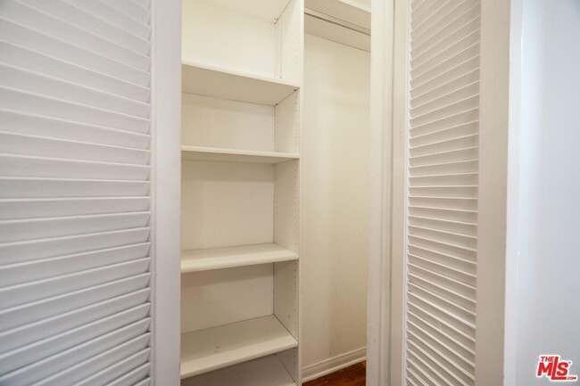 Building Photo - 1918 Prosser Ave