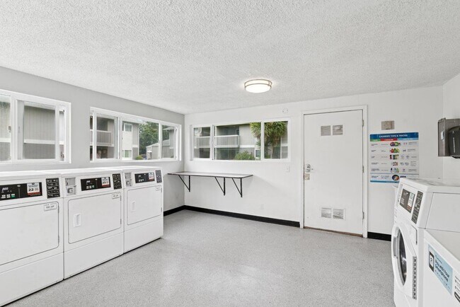 Building Photo - Sequoia Apartments