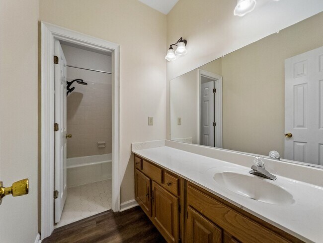 Building Photo - 153 Ponderosa Dr