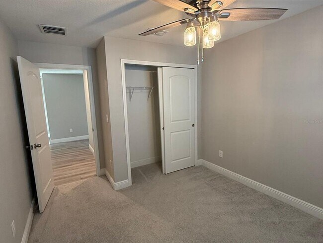 Building Photo - 7326 34th Ct E