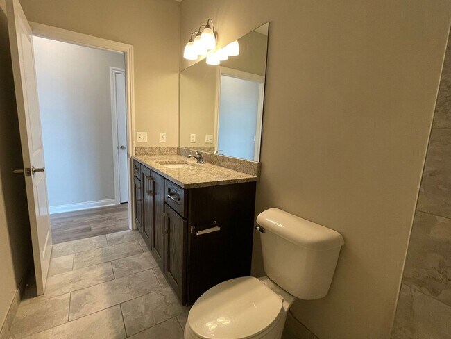 Building Photo - Shelby Township - 3 Bedroom, 2 Bath, End-Unit condo style w/Att Garage