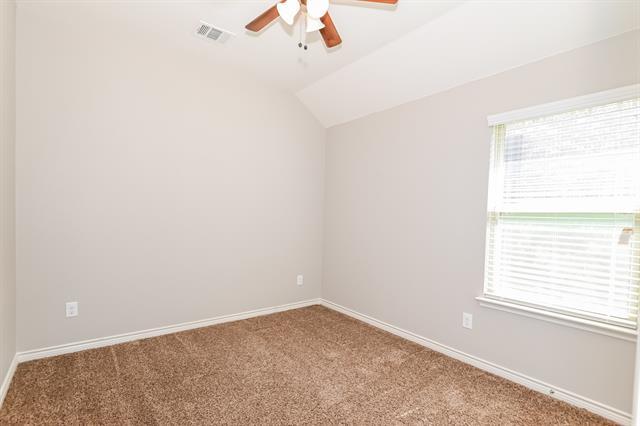 Building Photo - 571 Kara Dr