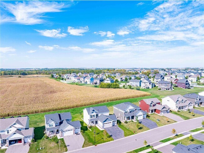 Building Photo - 1574 Edgebrook Ln