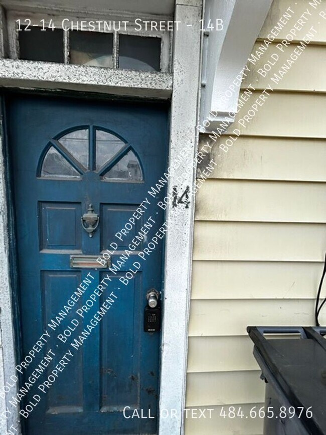 Building Photo - 12-14 Chestnut Street-14B