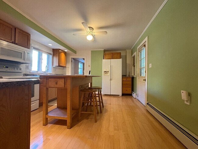 Building Photo - 11 Franklin St