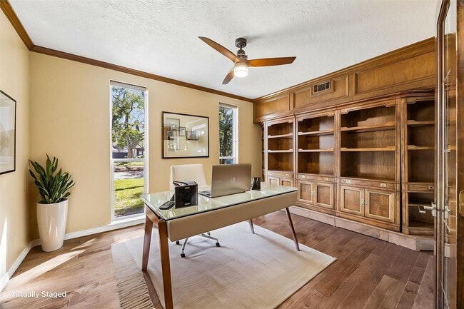 Building Photo - 1030 Crossroads Dr