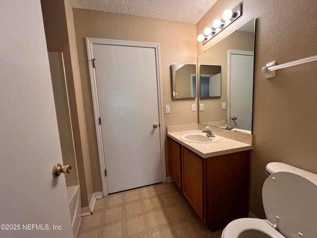 Building Photo - 714 Ginger Mill Dr
