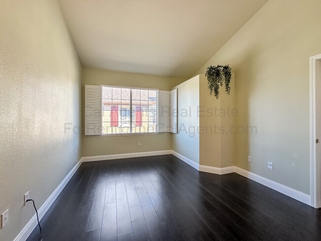 Building Photo - 2146 Sand Dollar Dr