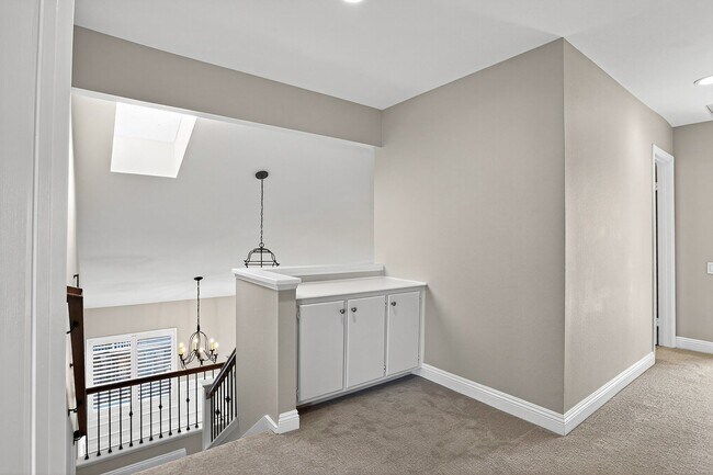 Building Photo - Exceptional Escondido Living — 4 Bed | 3 B...
