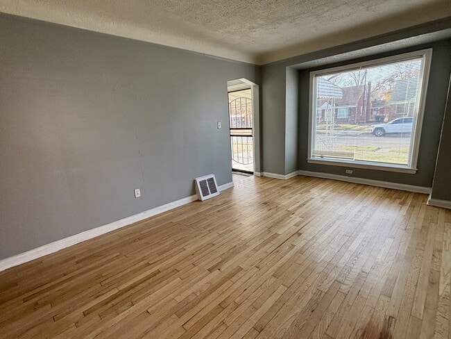 Building Photo - 20300 Gilchrist St