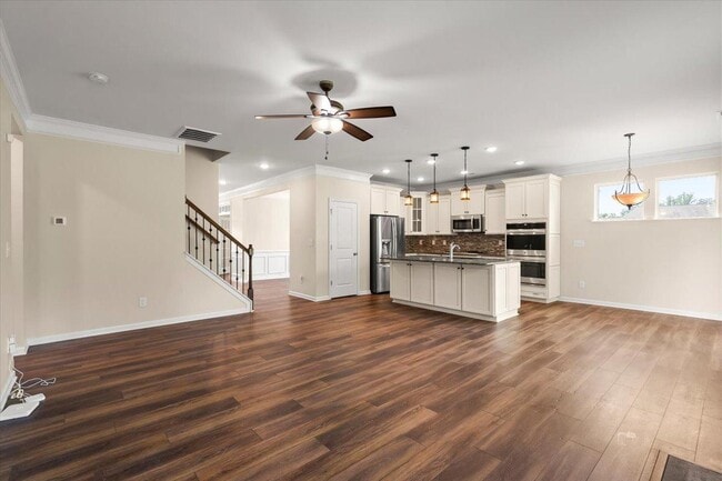 Building Photo - 2433 Chinkapin Ct