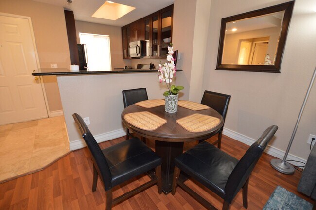 Building Photo - Meridian STUDIO Condo Fully Furnished w/Main Pool View-Lush Green trees in Resort Style Community.