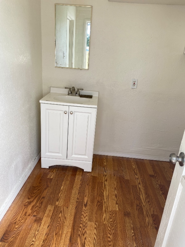 Building Photo - 15426 Monte St