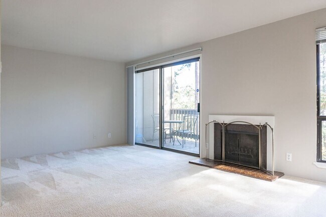 Building Photo - 431 Stonewood Dr